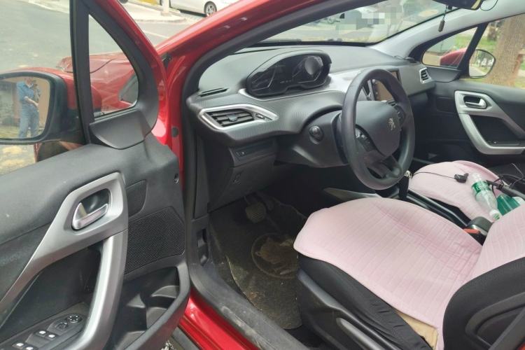 Used Peugeot 2008 2014 1.6L Automatic Fashion Edition Driver Seat