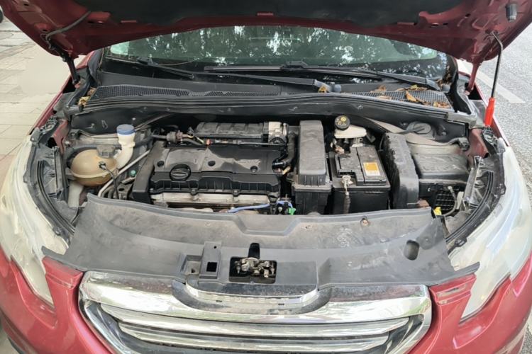 Used Peugeot 2008 2014 1.6L Automatic Fashion Edition Engine Bay
