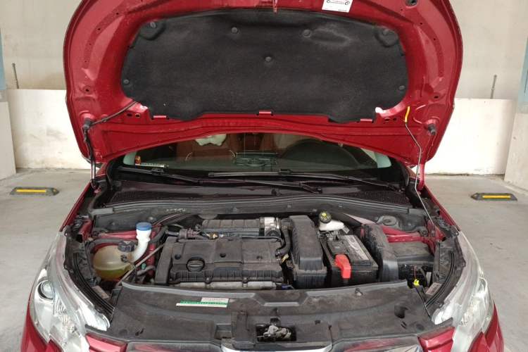 Used Peugeot 2008 2014 1.6L Automatic Fashion Edition Engine Bay