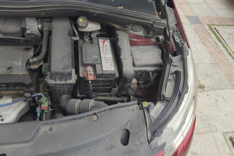 Used Peugeot 2008 2014 1.6L Automatic Fashion Edition Engine Bay Left