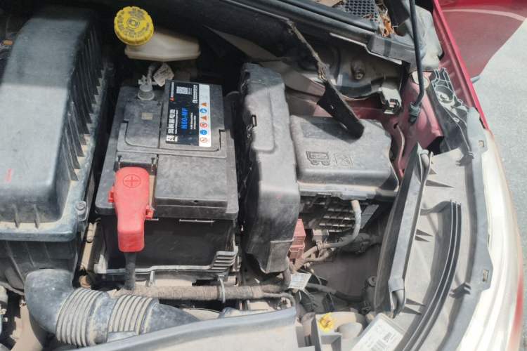 Used Peugeot 2008 2014 1.6L Automatic Trend Edition Engine Bay Left