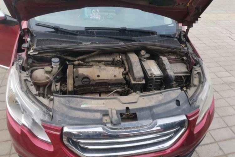Used Peugeot 2008 2014 1.6L Automatic Navigation Edition Engine Bay