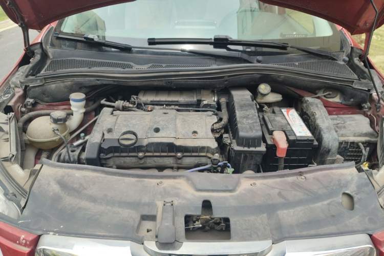 Used Peugeot 2008 2014 1.6L Automatic Fashion Edition Engine Bay