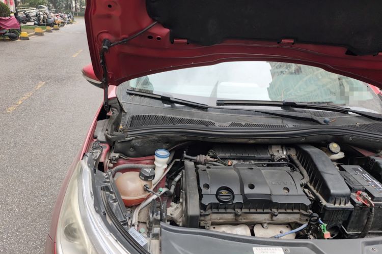 Used Peugeot 2008 2014 1.6L Manual Trend Edition Engine Bay Right