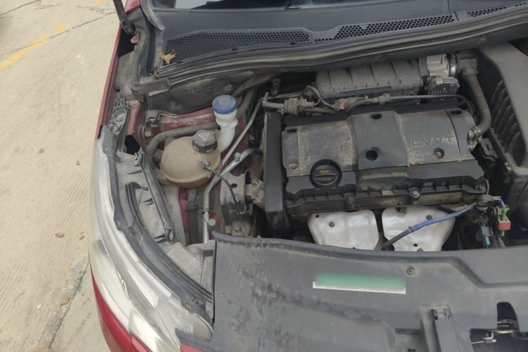 Used Peugeot 2008 2014 1.6L Automatic Fashion Edition Engine Bay Right