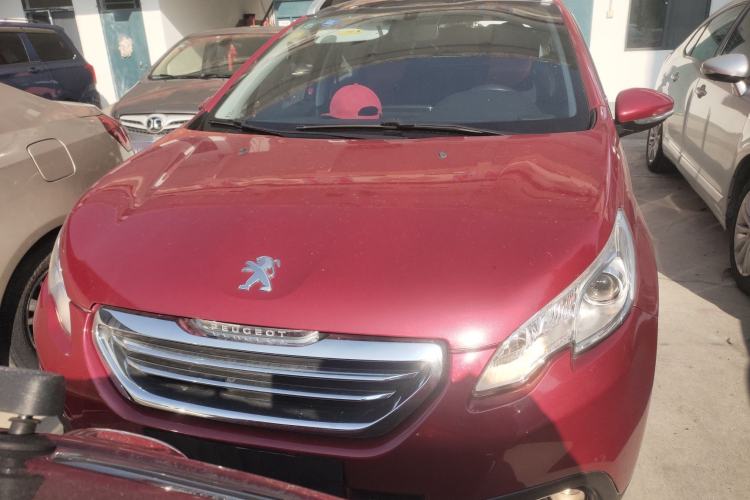 Used Peugeot 2008 2014 1.6L Automatic Fashion Edition Exterior 1