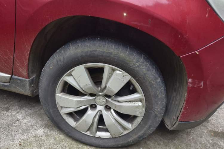 Used Peugeot 2008 2014 1.6L Automatic Fashion Edition Exterior 1