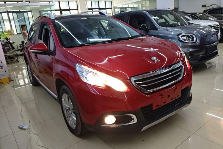 Used Peugeot 2008 2014 1.6L Automatic Fashion Edition Exterior 2