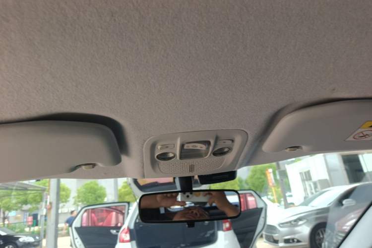 Used Peugeot 2008 2014 1.6L Automatic Trend Edition Headliner