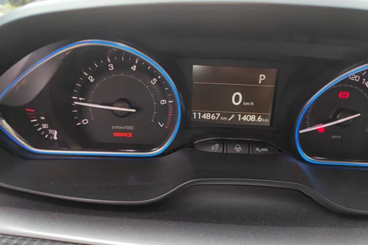 Used Peugeot 2008 2014 1.6L Automatic Navigation Edition Instrument Cluster