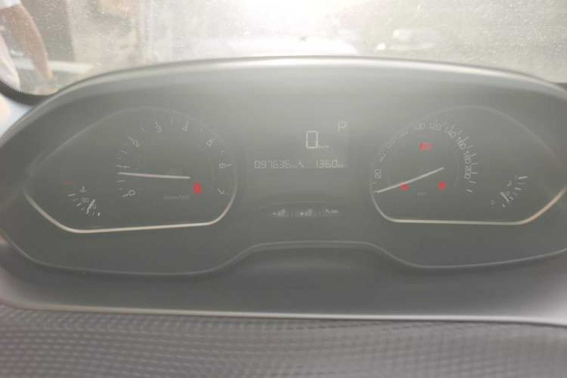 Used Peugeot 2008 2014 1.6L Automatic Fashion Edition Instrument Cluster