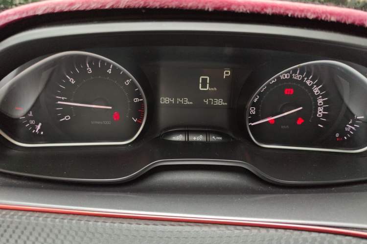 Used Peugeot 2008 2014 1.6L Automatic Fashion Edition Instrument Cluster
