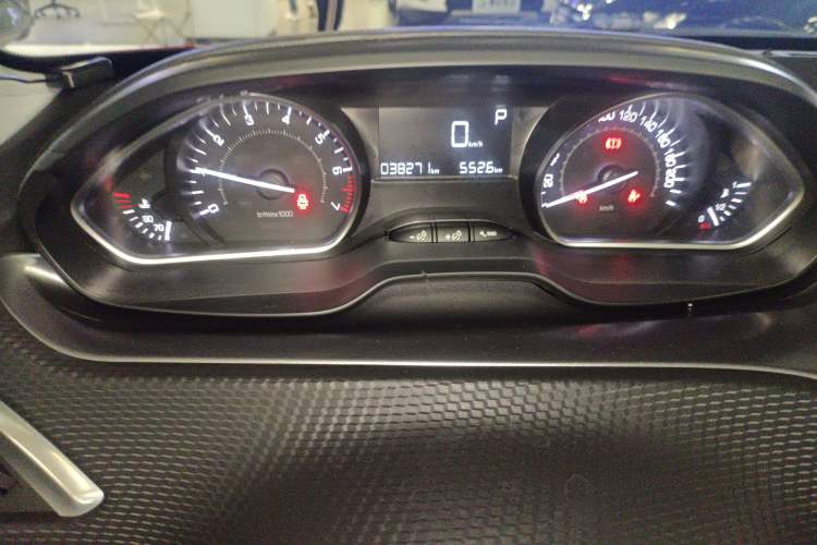 Used Peugeot 2008 2014 1.6L Automatic Fashion Edition Instrument Cluster