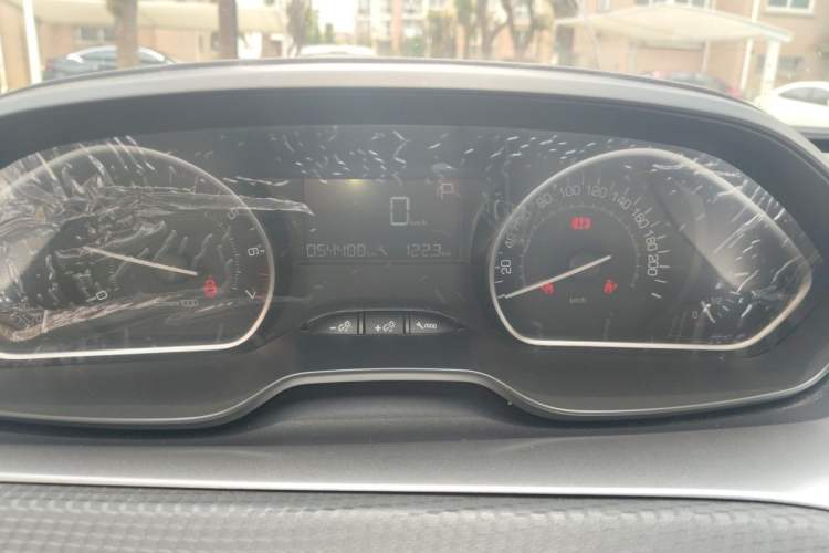 Used Peugeot 2008 2014 1.6L Automatic Fashion Edition Instrument Cluster