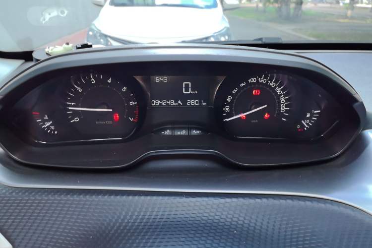 Used Peugeot 2008 2014 1.6L Manual Trend Edition Instrument Cluster