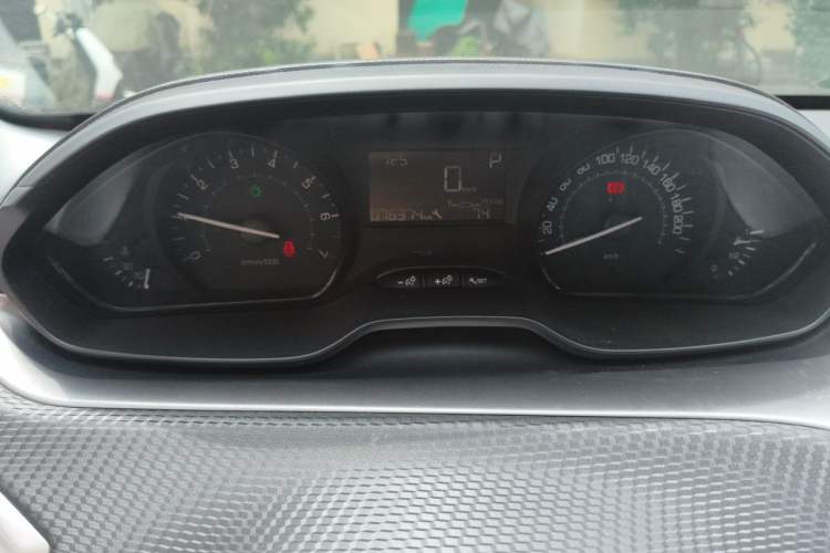Used Peugeot 2008 2014 1.6L Automatic Trend Edition Instrument Cluster