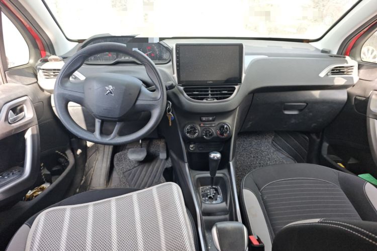 Used Peugeot 2008 2014 1.6L Automatic Trend Edition Interior 2