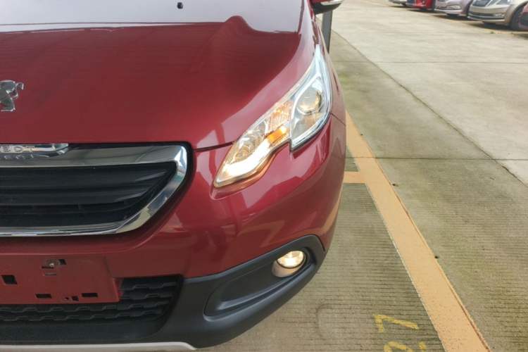 Used Peugeot 2008 2014 1.6L Automatic Trend Edition Left Front Headlight