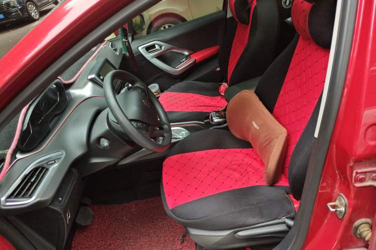 Used Peugeot 2008 2014 1.6L Automatic Fashion Edition Left Front Seat