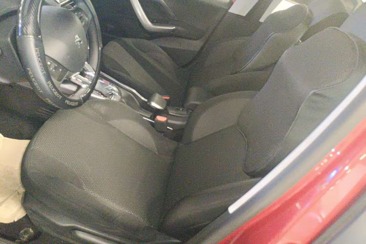 Used Peugeot 2008 2014 1.6L Automatic Fashion Edition Left Front Seat