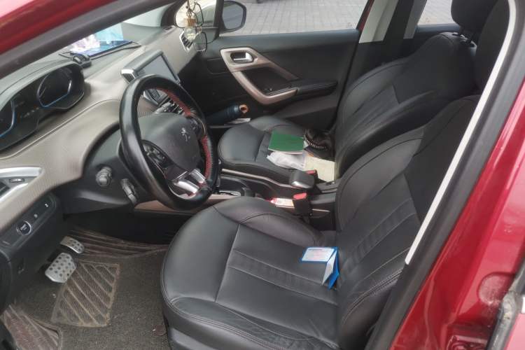 Used Peugeot 2008 2014 1.6L Automatic Navigation Edition Left Front Seat