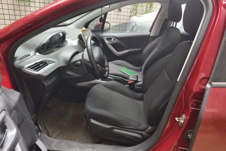 Used Peugeot 2008 2014 1.6L Automatic Fashion Edition Left Front Seat