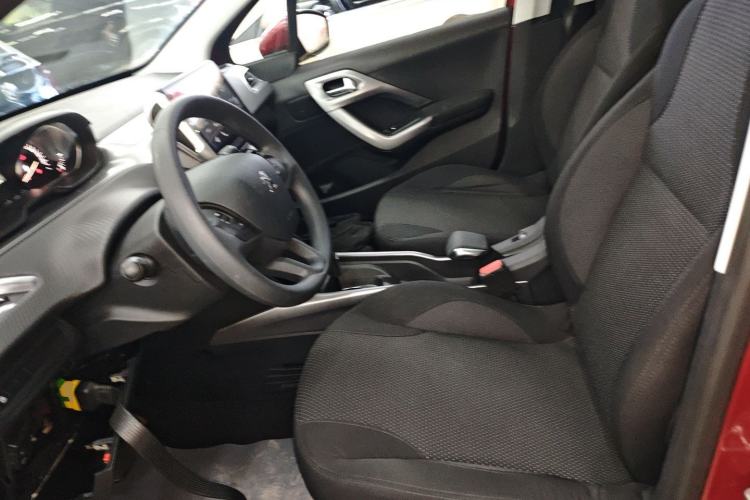 Used Peugeot 2008 2014 1.6L Automatic Fashion Edition Left Front Seat