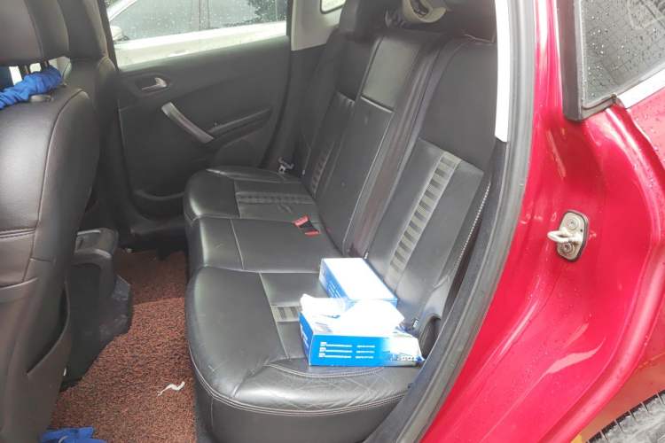 Used Peugeot 2008 2014 1.6L Automatic Navigation Edition Left Rear Seat