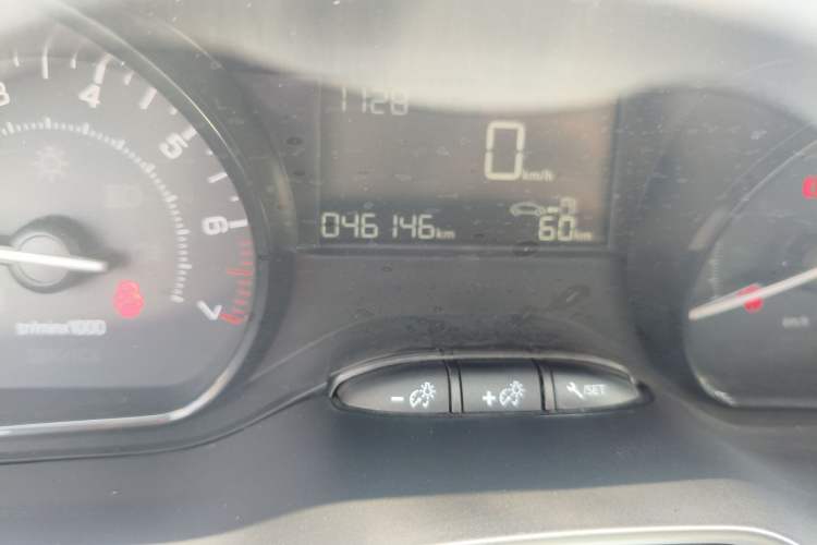 Used Peugeot 2008 2014 1.6L Manual Trend Edition Odometer Close Up