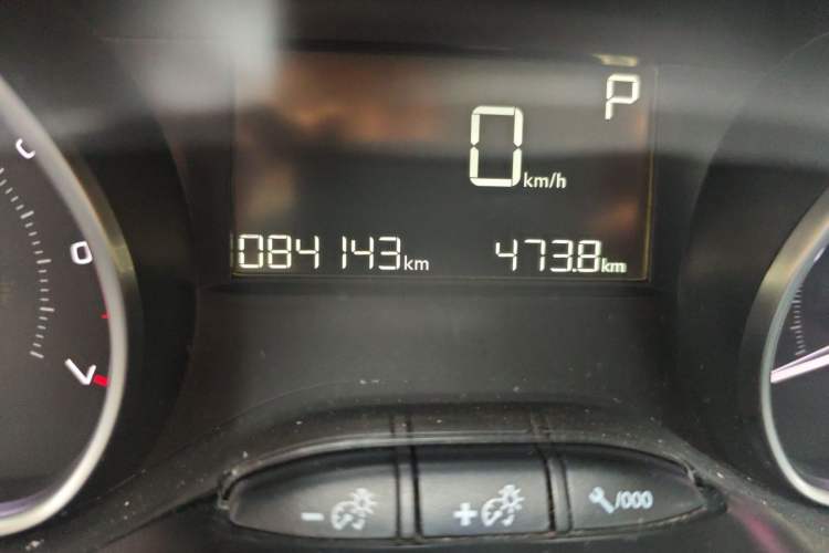 Used Peugeot 2008 2014 1.6L Automatic Fashion Edition Odometer Close Up