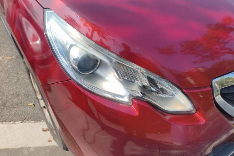 Used Peugeot 2008 2014 1.6L Manual Trend Edition Right Front Headlight