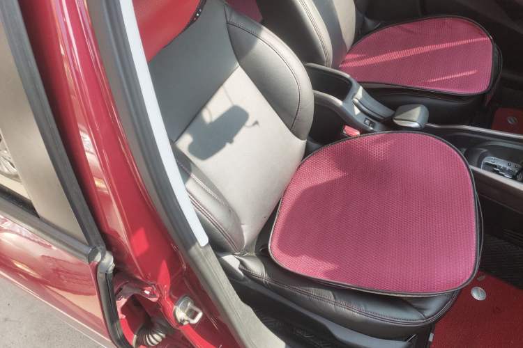 Used Peugeot 2008 2014 1.6L Automatic Fashion Edition Right Front Seat