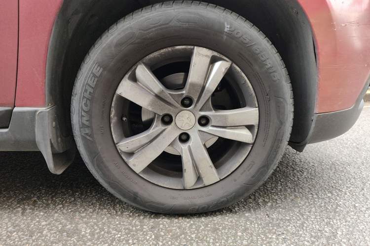 Used Peugeot 2008 2014 1.6L Manual Trend Edition Right Front Wheel Hub