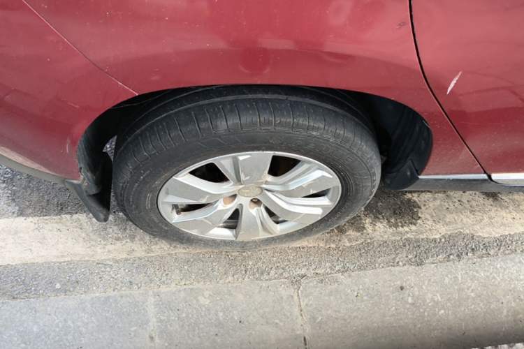 Used Peugeot 2008 2014 1.6L Automatic Fashion Edition Right Rear Wheel Hub