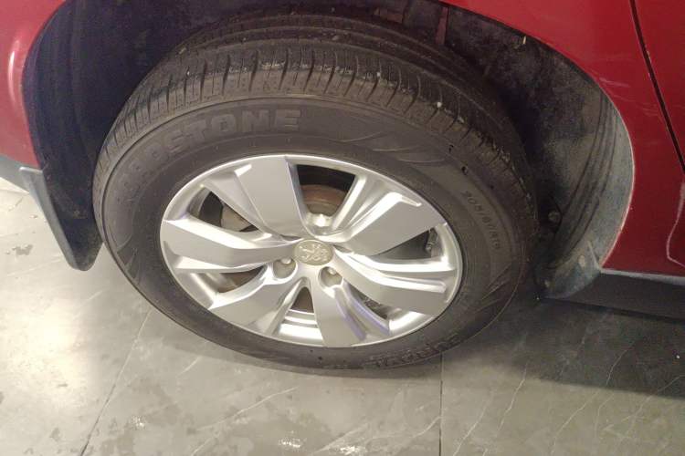 Used Peugeot 2008 2014 1.6L Automatic Fashion Edition Right Rear Wheel Hub