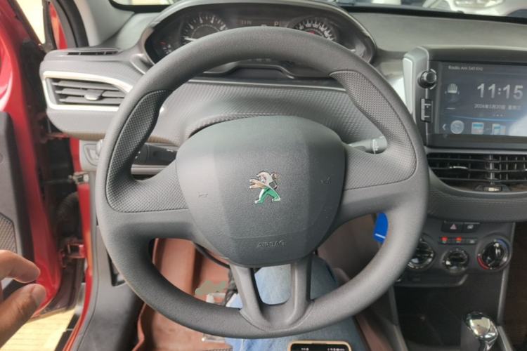Used Peugeot 2008 2014 1.6L Automatic Trend Edition Steering Wheel
