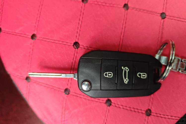 Used Peugeot 2008 2014 1.6L Automatic Fashion Edition Vehicle Key