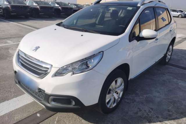 Ojetý Peugeot 2008 2014 1.6L Automatic Fashion Edition