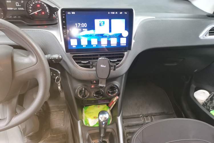 Used Peugeot 2008 2014 1.6L Automatic Trend Edition Audio And AC Panel