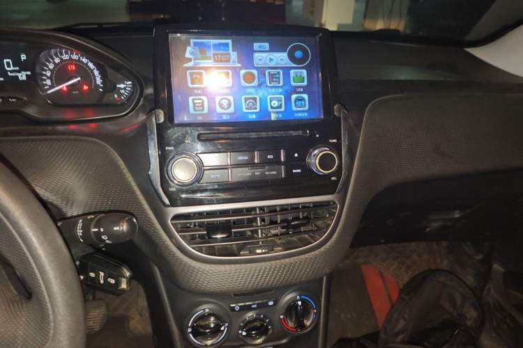 Used Peugeot 2008 2014 1.6L Automatic Trend Edition Audio And AC Panel