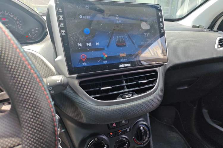 Used Peugeot 2008 2014 1.6L Manual Trend Edition Audio And AC Panel