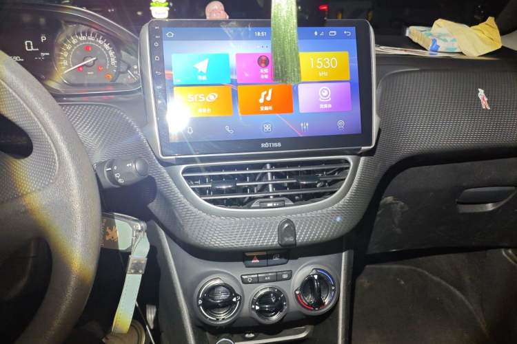 Used Peugeot 2008 2014 1.6L Automatic Trend Edition Audio And AC Panel