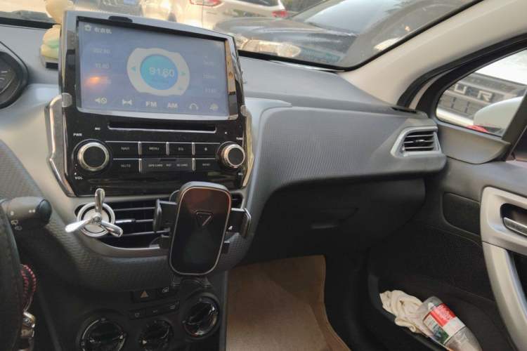 Used Peugeot 2008 2014 1.6L Automatic Trend Edition Audio And AC Panel