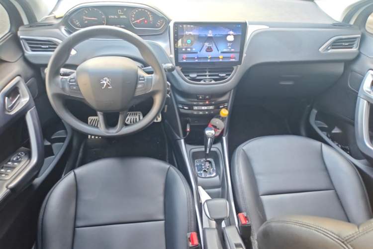 Used Peugeot 2008 2014 1.6L Automatic Fashion Edition Center Console