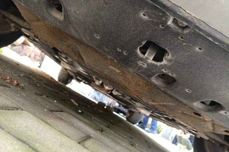 Used Peugeot 2008 2014 1.6L Manual Trend Edition Chassis Front