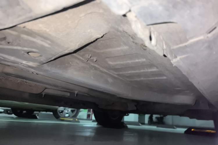 Used Peugeot 2008 2014 1.6L Automatic Trend Edition Chassis Front Left