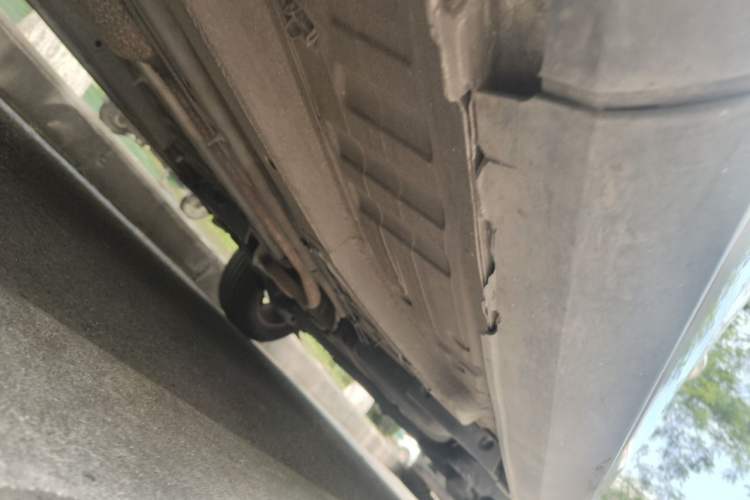 Used Peugeot 2008 2014 1.6L Automatic Fashion Edition Chassis Front Left