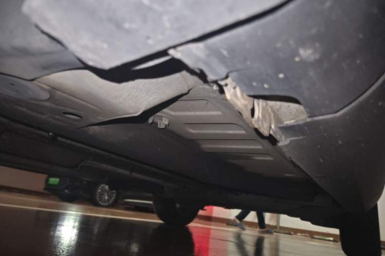 Used Peugeot 2008 2014 1.6L Automatic Fashion Edition Chassis Front Left