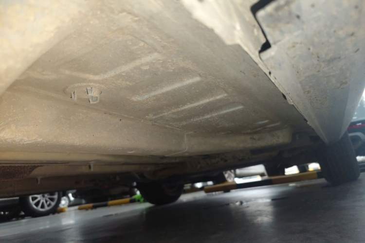 Used Peugeot 2008 2014 1.6L Manual Trend Edition Chassis Front Left