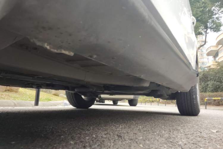 Used Peugeot 2008 2014 1.6L Manual Trend Edition Chassis Front Left